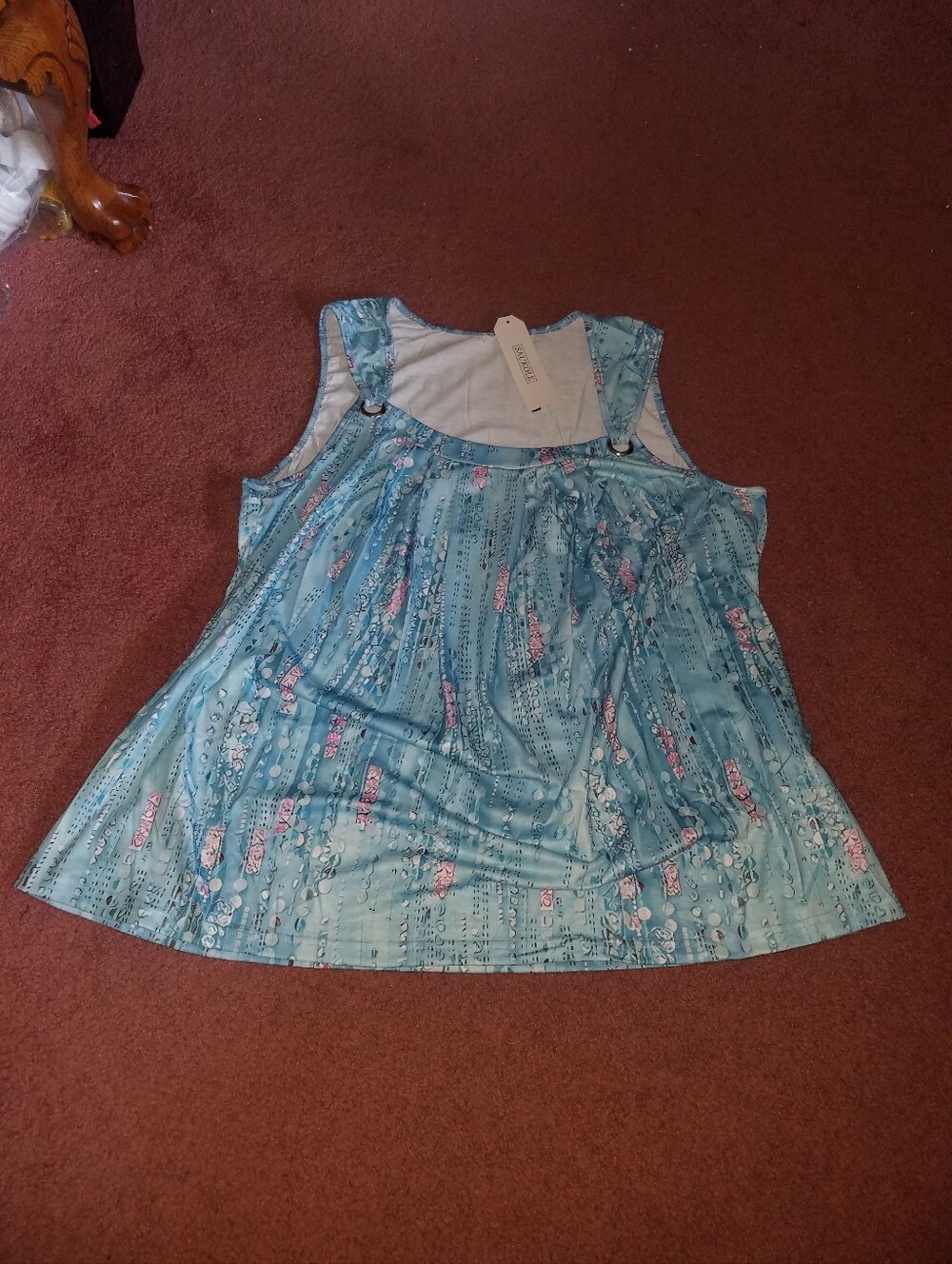 New- Plus Size Sleeveless Blouse
